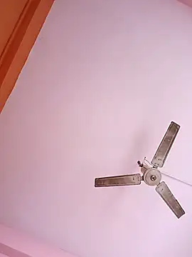 Hott locky online show from December 3, 7:08 am