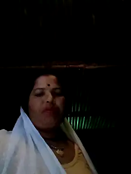 Snapshot of Hott_locky chatting on September 22, 9:54 pm Hott locky online show from September 22, 9:54 pm