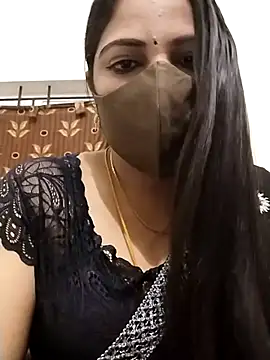 Snapshot of hottamil_honey_couples chatting on October 2, 10:46 pm hottamil honey couples online show from October 2, 10:46 pm