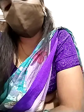 Snapshot of hottamil_honey_couples chatting on September 26, 9:10 pm hottamil honey couples online show from September 26, 9:10 pm