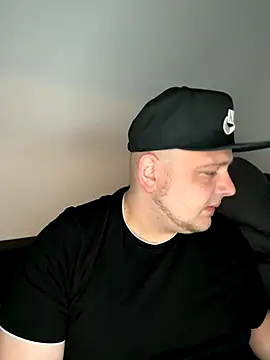 xXLustMolchXx online show from October 5, 4:20 pm