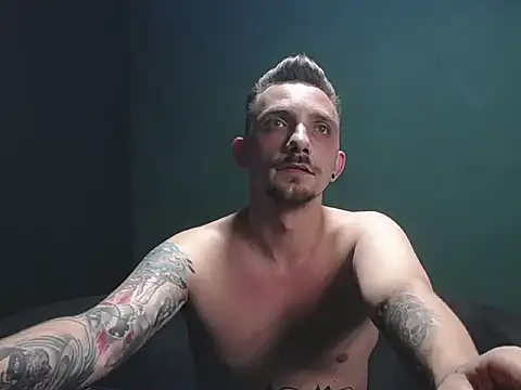 guesswhatbitch online show from September 23, 11:45 pm