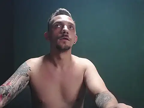 guesswhatbitch online show from September 24, 11:54 pm