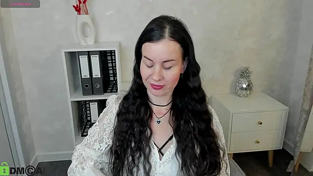 Stella Leon online show from October 15, 1:04 am