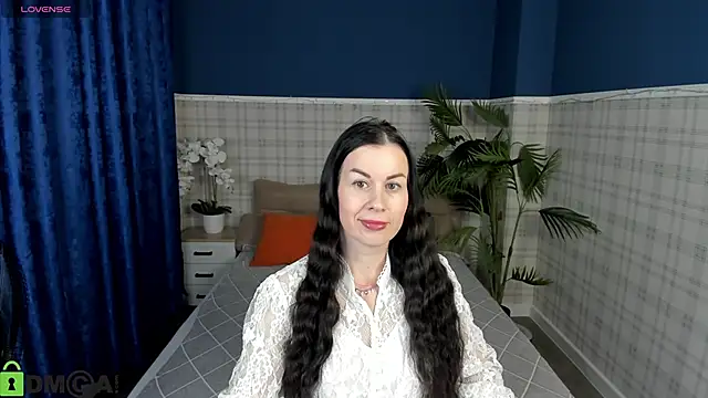 Stella Leon online show from October 17, 1:09 am
