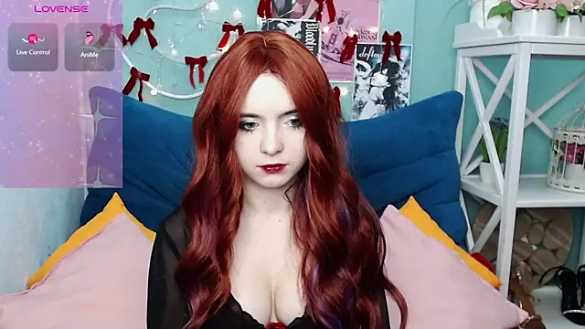 VivienneRo online show from December 21, 5:53 am