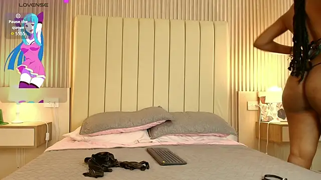 alessia moon1 online show from March 19, 12:49 pm