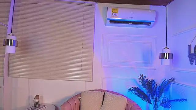 alessia moon1 online show from November 4, 12:53 pm