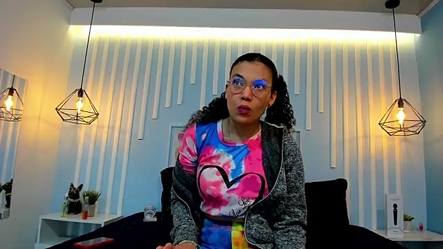 SweetStarr  online show from October 29, 12:15 pm