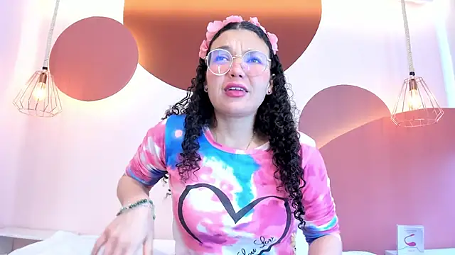 Snapshot of SweetStarr_ chatting on September 29, 12:55 pm SweetStarr online show from September 29, 12:55 pm