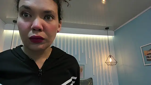 SweetStarr  online show from October 24, 12:04 pm