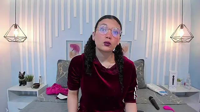 SweetStarr  online show from October 22, 12:48 pm