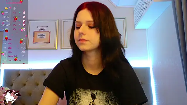 WendyMey online show from November 8, 7:34 am