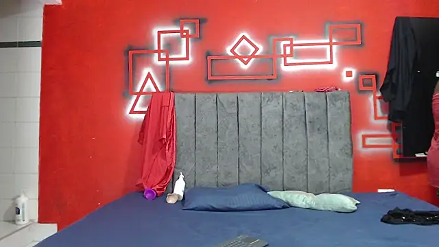 ebony hard sex online show from October 29, 1:32 pm