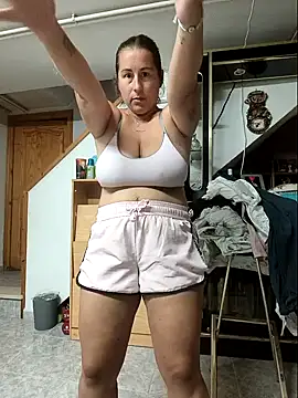 bichota85 online show from October 1, 5:50 pm