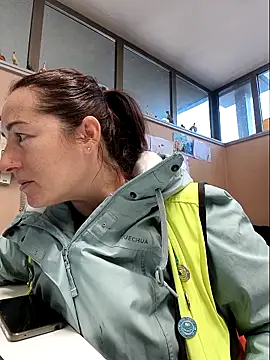 bichota85 online show from November 10, 11:04 am