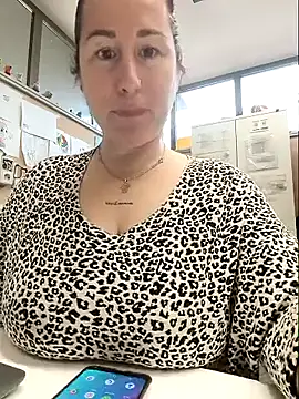 bichota85 online show from February 10, 12:26 pm