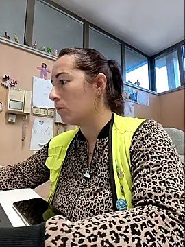 bichota85 online show from November 4, 10:52 am