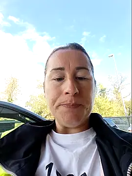 bichota85 online show from November 5, 10:29 am