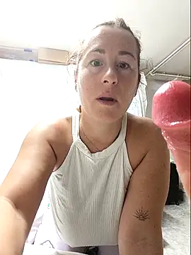 bichota85 online show from October 15, 3:38 am