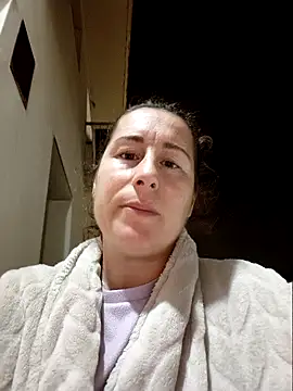 bichota85 online show from December 16, 9:19 pm