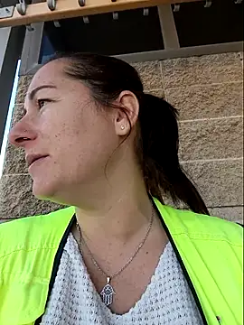 bichota85 online show from October 28, 10:58 am