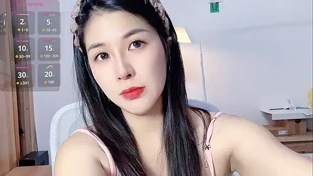 Snapshot of hhmimi_7 chatting on October 11, 1:56 pm hhmimi 7 online show from October 11, 1:56 pm