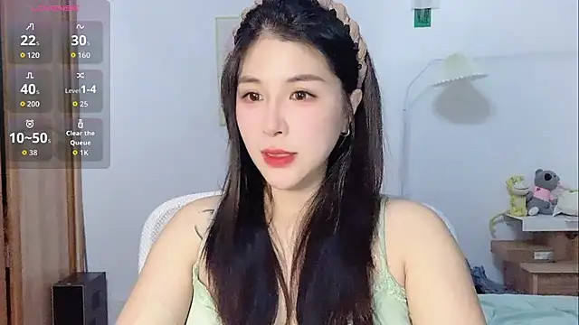 Snapshot of hhmimi_7 chatting on October 10, 2:51 pm hhmimi 7 online show from October 10, 2:51 pm
