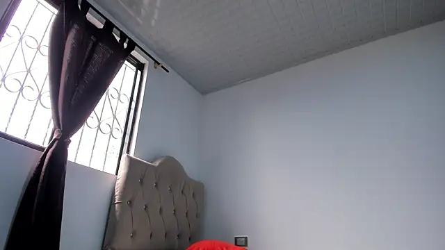 Snapshot of brandy_h9 chatting on October 3, 3:13 pm brandy h9 online show from October 3, 3:13 pm