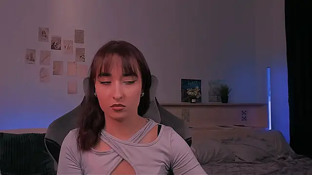 Snapshot of yourfitoviolett chatting on October 7, 7:37 pm yourfitoviolett online show from October 7, 7:37 pm