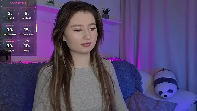  Lua   online show from February 4, 11:33 pm