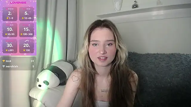  Lua   online show from October 9, 4:51 pm