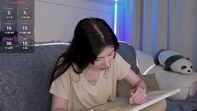  Lua   online show from May 14, 10:07 pm
