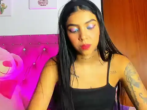 dahiiangomezz online show from September 27, 8:20 am