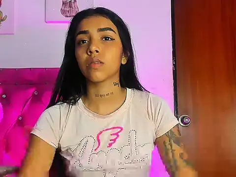 dahiiangomezz online show from September 24, 7:59 am