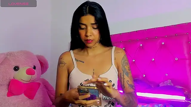dahiiangomezz online show from June 2, 9:48 pm