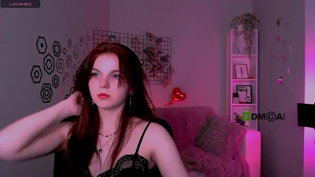 Snapshot of ariana_ross7 chatting on February 17, 10:51 pm ariana ross7 online show from February 17, 10:51 pm