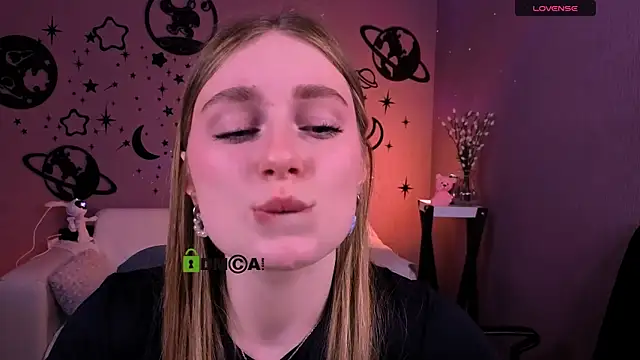 ariana ross7 online show from April 7, 7:26 pm