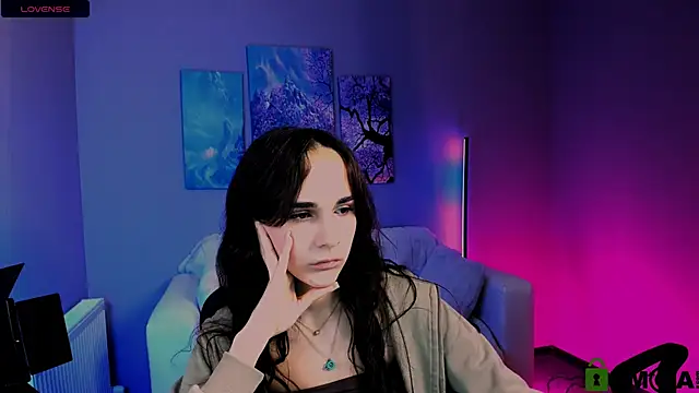 Snapshot of ariana_ross7 chatting on September 22, 7:42 pm ariana ross7 online show from September 22, 7:42 pm