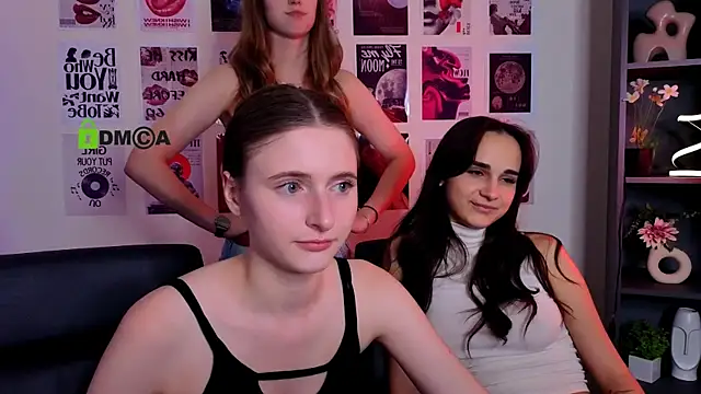 ariana ross7 online show from July 18, 5:43 pm