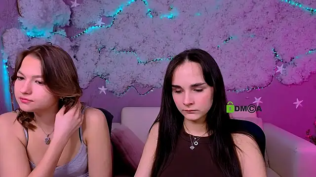 ariana ross7 online show from April 13, 9:24 am