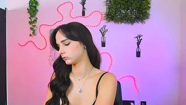 ariana ross7 online show from July 16, 7:22 pm