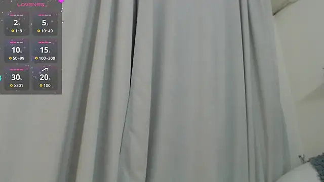 Snapshot of Ange_Lus chatting on October 6, 9:26 pm Ange Lus online show from October 6, 9:26 pm