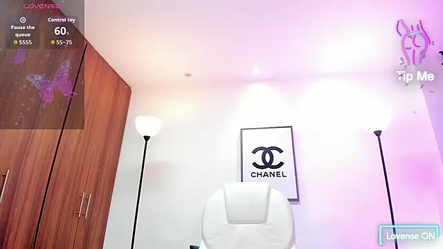 miavegas1 online show from January 8, 9:32 pm