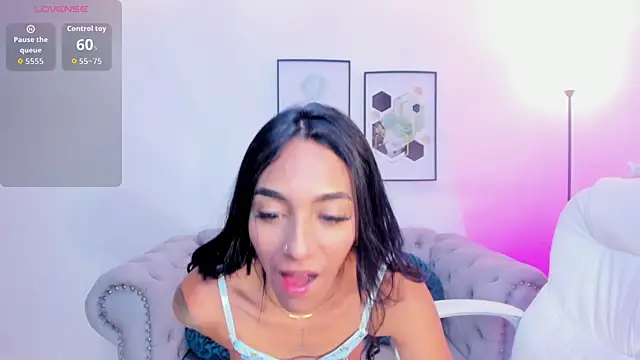 miavegas1 online show from October 6, 1:18 am