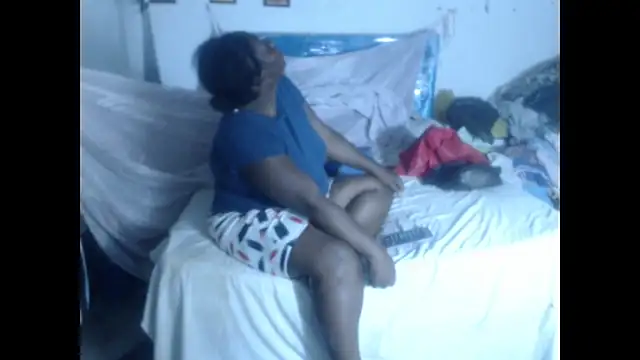 Snapshot of rachelexoticgirl chatting on October 6, 3:51 am rachelexoticgirl online show from October 6, 3:51 am