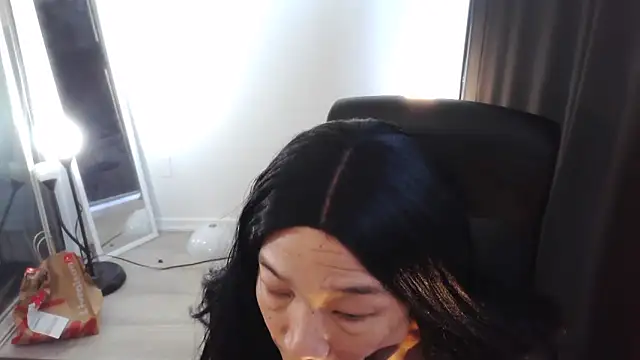 CassiPark online show from September 26, 11:50 am