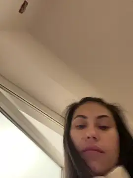 Snapshot of Sweet_Lya09 chatting on October 14, 4:35 am Sweet Lya09 online show from October 14, 4:35 am