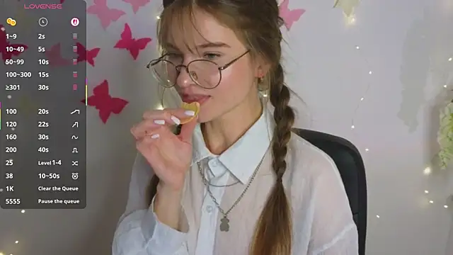 Katyaa Lover online show from October 15, 4:04 pm