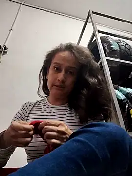 Snapshot of valery506 chatting on March 3, 10:17 pm valery506 online show from March 3, 10:17 pm